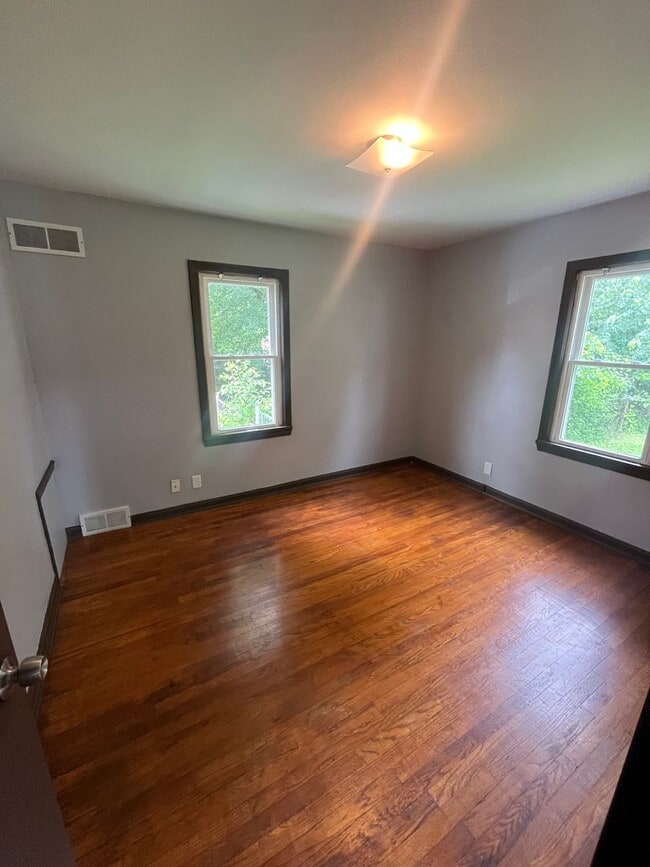 975 Clifford Ave in Akron, OH - Building Photo - Building Photo