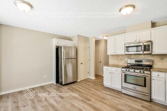 3272 Summit Glen Dr, Unit 4207 in Loganville, GA - Foto de edificio - Building Photo