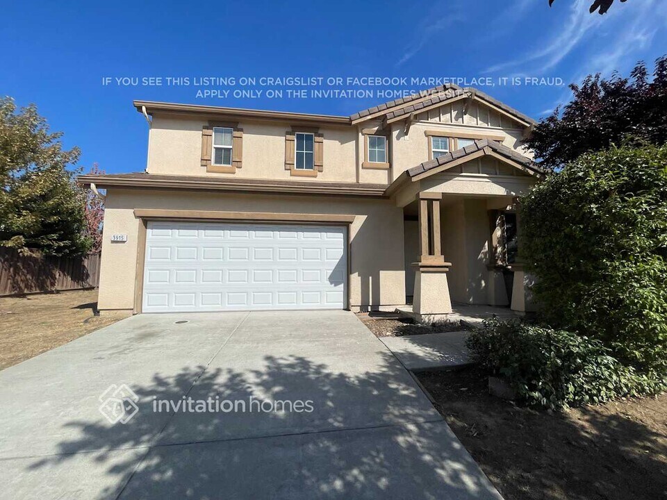 3915 Eugene Dr in Olivehurst, CA - Foto de edificio
