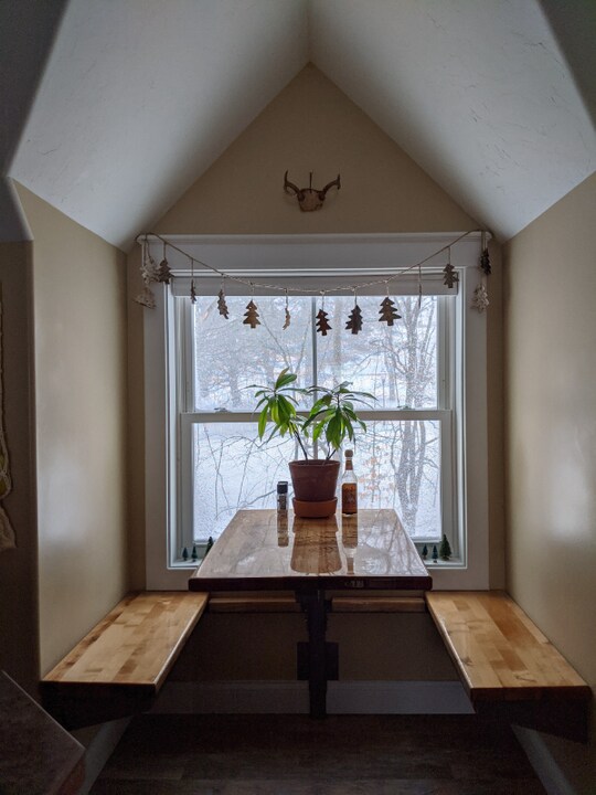 30 High St in Bristol, NH - Building Photo