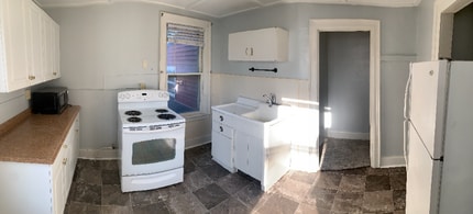 135 Ontario St in Lockport, NY - Building Photo - Building Photo