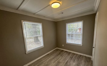 2930 Oldknow Dr NW in Atlanta, GA - Building Photo - Building Photo