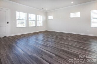 11024 Broadbent Ct in Charlotte, NC - Building Photo - Building Photo