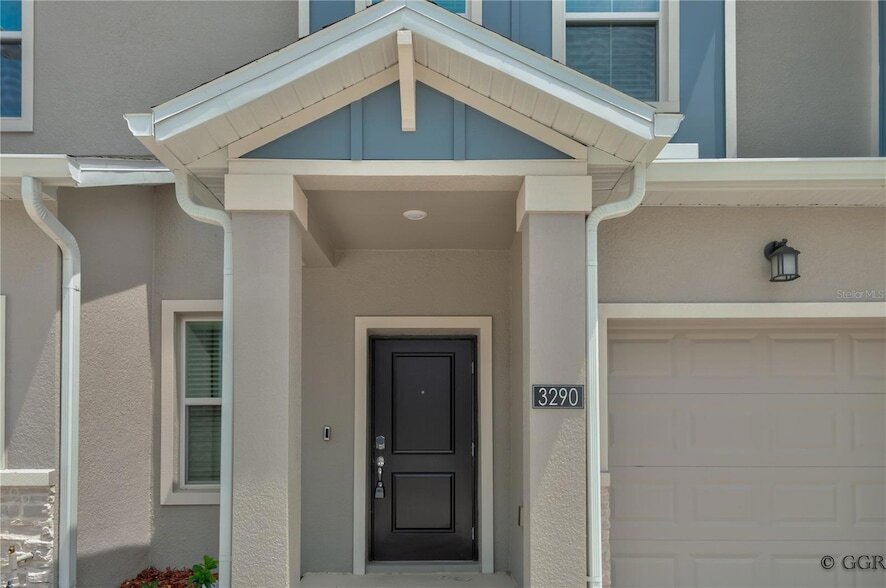 3290 Laurent Lp in Davenport, FL - Foto de edificio