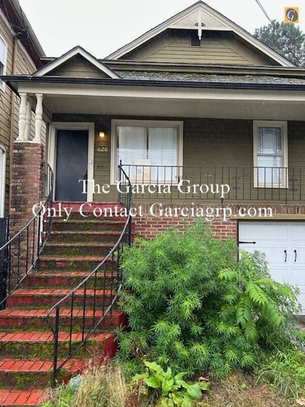 property at 620 SW Grant St.