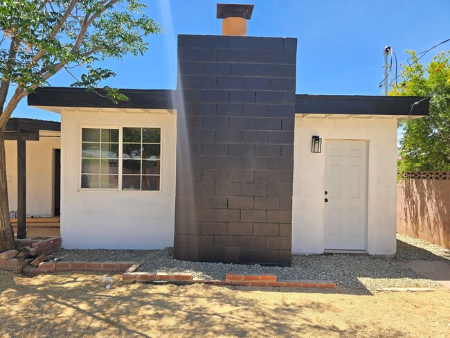 property at 38502 Lemsford Ave