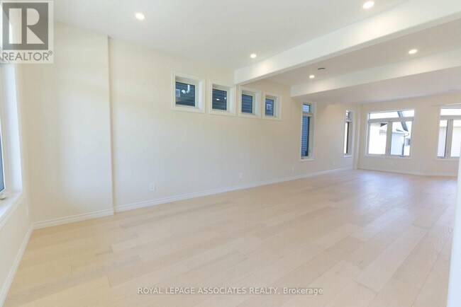 84 Riverstone Wy in Belleville, ON - Building Photo - Building Photo