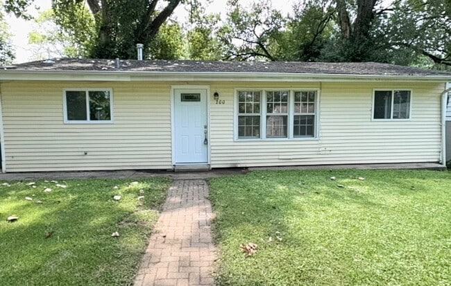 property at 200 Elbring Dr