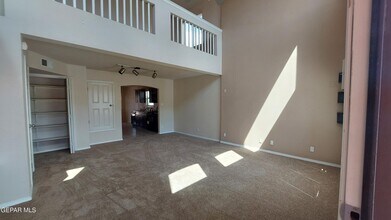 14235 Russ Leach Ave in El Paso, TX - Building Photo - Building Photo