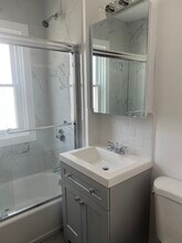 50 Stonington St, Unit 1 in Hartford, CT - Building Photo - Building Photo