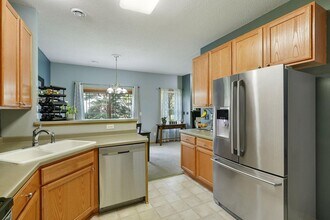 15351 Floret Way in Apple Valley, MN - Building Photo - Building Photo