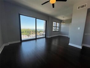 2109 Bayshore Blvd in Tampa, FL - Building Photo - Building Photo