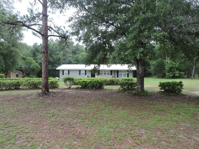 property at 3134 Auburn Rd