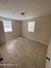 2179 W 40th St in Jacksonville, FL - Building Photo - Building Photo