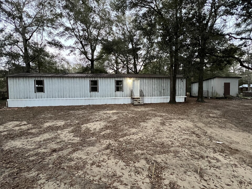 12614 Danner Dr in Wilmer, AL - Building Photo