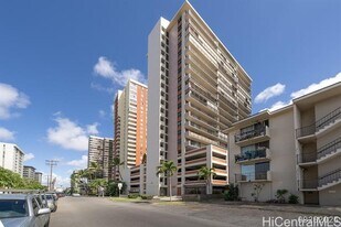 2754 Kuilei St in Honolulu, HI - Building Photo
