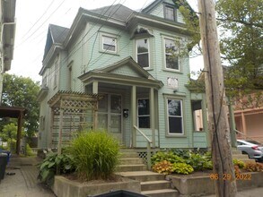 118 Dell St in Syracuse, NY - Building Photo - Building Photo