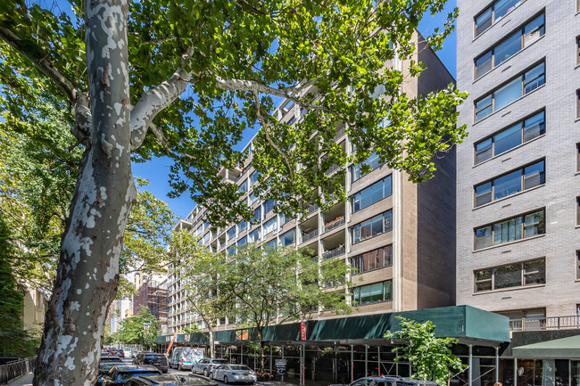 Premier Apartments in New York, NY - Foto de edificio - Building Photo