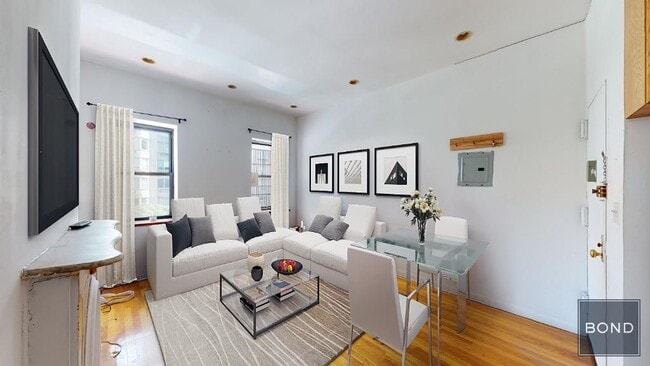 property at 1413 2nd Ave