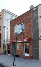 208 Lloyd St in Baltimore, MD - Building Photo - Building Photo