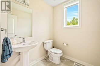 531 Brigatine Ave in Ottawa, ON - Building Photo - Building Photo