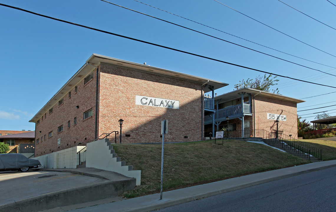 Galaxy Apartments in Tulsa, OK - Building Photo