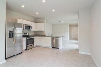 3374 N Park Dr in Fort Pierce, FL - Building Photo - Building Photo