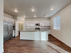 715 Terrain Star Ave in North Las Vegas, NV - Building Photo - Building Photo
