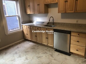 10 Cambridge Ter, Unit 2 in Cambridge, MA - Building Photo - Building Photo