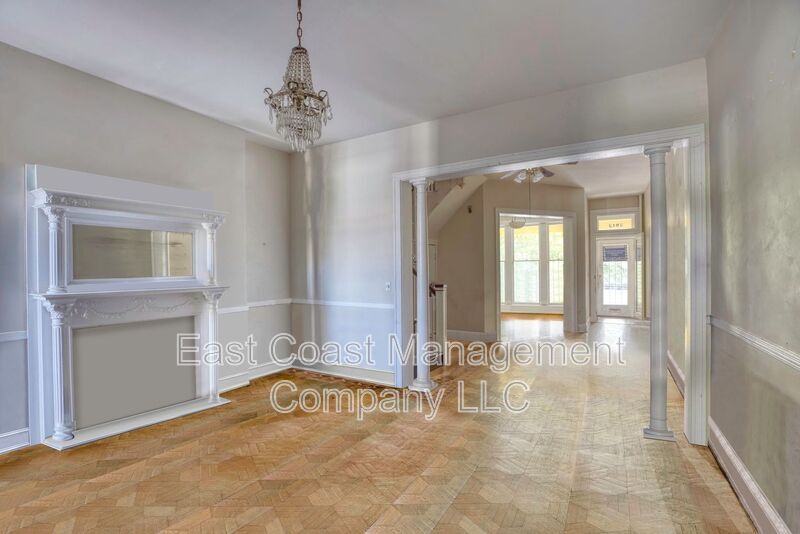 2813 N Calvert St in Baltimore, MD - Building Photo