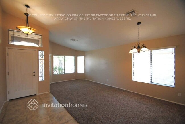 8741 E Obispo Ave in Mesa, AZ - Building Photo - Building Photo