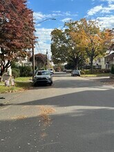 62 Soundview Ave in Norwalk, CT - Building Photo - Building Photo