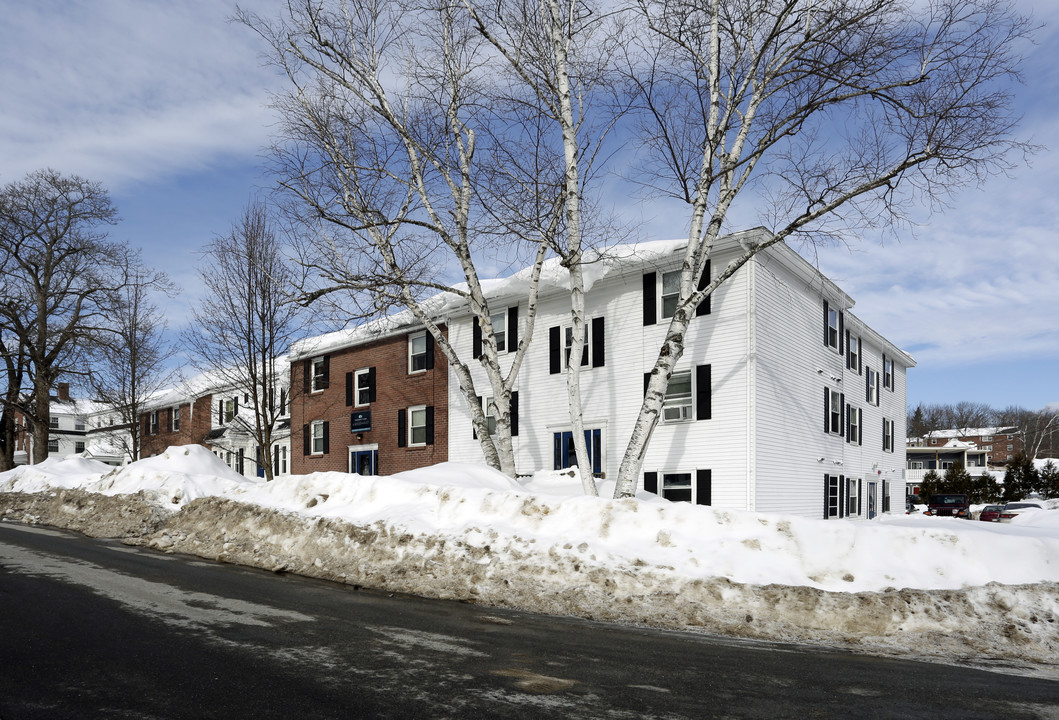 Park Court in Durham, NH - Building Photo