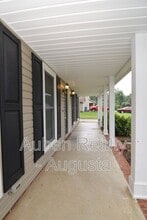 490 Pheasant Run Dr in Evans, GA - Building Photo - Building Photo