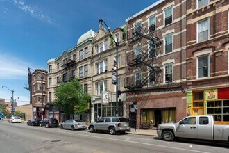 1328 W 18th St. in Chicago, IL - Building Photo - Building Photo