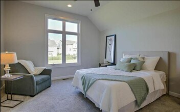 7912 W 166th Pl in Overland Park, KS - Building Photo - Building Photo