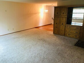 14 9th Ave SE in Minot, ND - Building Photo - Building Photo