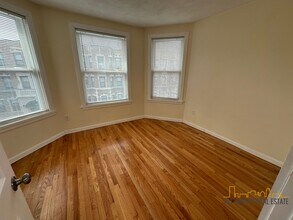 194 Kelton St in Boston, MA - Building Photo - Building Photo