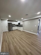 400 Granville Dr in Riva, MD - Building Photo - Building Photo