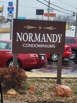 2801 SW Prairie Rd in Topeka, KS - Building Photo