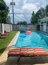 2540 NW 85th Ave in Sunrise, FL - Building Photo - Building Photo
