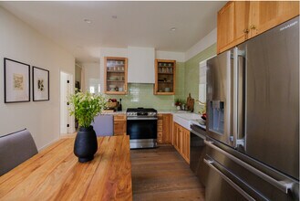 3649 Cazador St in Los Angeles, CA - Foto de edificio - Building Photo