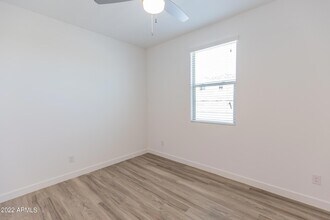 16952 W Diana Ave in Waddell, AZ - Building Photo - Building Photo