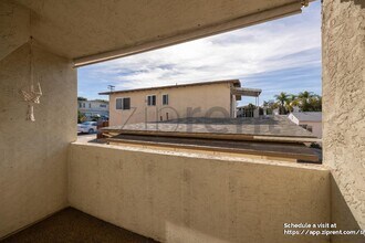 4517 College Way in San Diego, CA - Foto de edificio - Building Photo