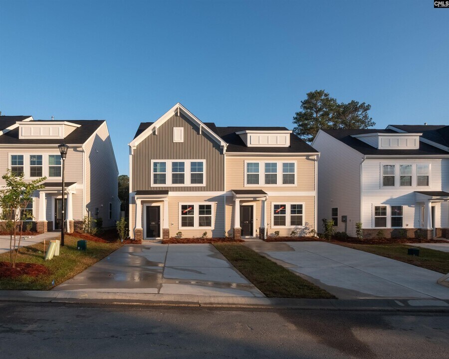 459 Dinkins Dr in Lexington, SC - Building Photo
