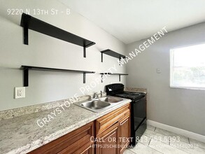 9220 N 13th St, Unit B in Tampa, FL - Building Photo - Building Photo