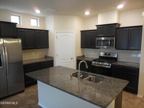 7316 Glacier Dr in El Paso, TX - Building Photo - Building Photo