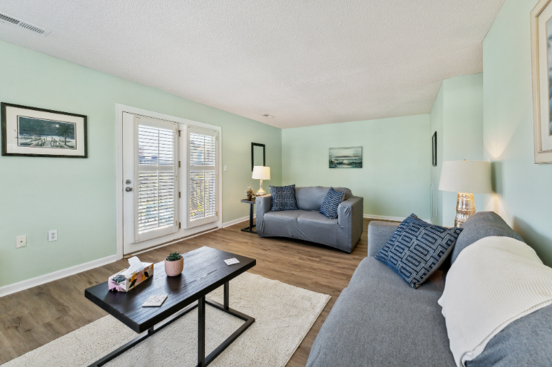 407 23rd Ave N in Myrtle Beach, SC - Building Photo