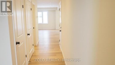 8 Riddell Dr in Stratford, ON - Building Photo - Building Photo