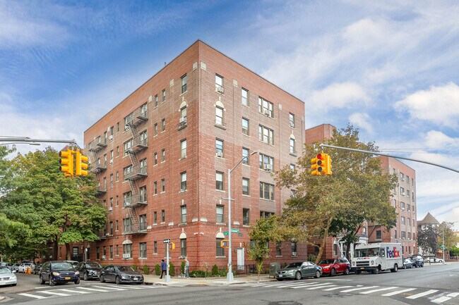 2601 Glenwood Rd in Brooklyn, NY - Building Photo - Building Photo